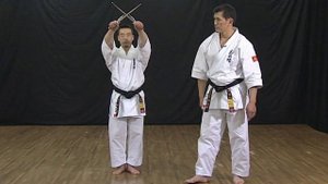 Tawada no Sai Dai (Второе ката Кёкусин-Кан с Сай).