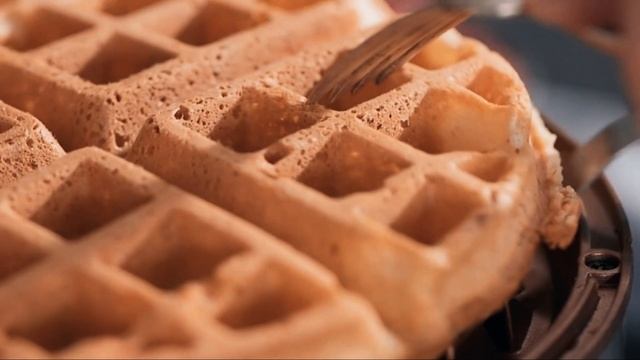 Crux Double Rotating Belgian Waffle Maker with Nonstick Plates смотреть онлайн