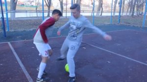 КАК ОБВЕСТИ ПРОТИВНИКА В ОЧКО ЭФФЕКТИВНЫЕ СПОСОБЫ УРОКИ ФУТБОЛА