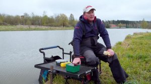 В чём хранить и как промыть мотыля?