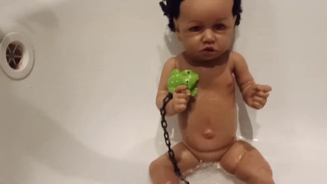 Гигиена с куклой реборн перед сном ??/купание куклы реборн ??/#реборн #куклыреборн / смотреть онлайн