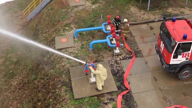 В Кстовском районе сотрудники МЧС ликвидировали условный пожар в резервуарном парке хранения нефти смотреть онлайн