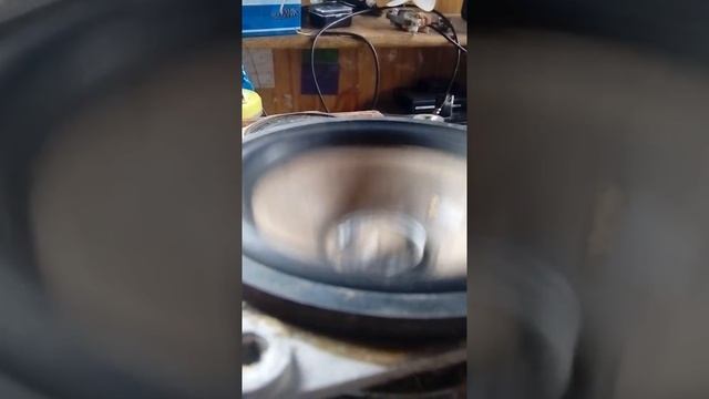 Наваливаем бас на совецком динамике 10-гд-30 смотреть онлайн