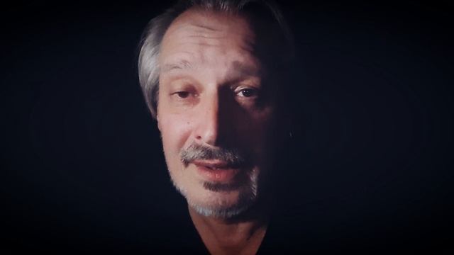 "Слушай, мне надо выпить" Дмитрий Мельников