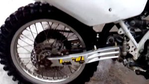 Suzuki DR 350