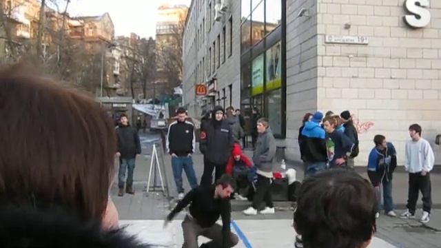 Рэперы на Крещатике смотреть онлайн