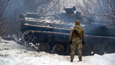 США отправят Украине танки, вертолеты и технику на $800 млн / События на ТВЦ