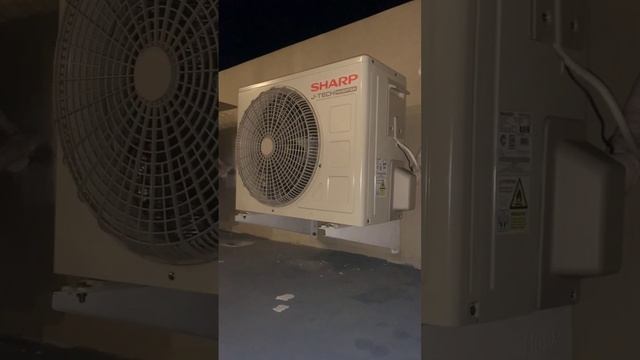 Suara kompresor AC Sharp inverter 1 PK X10BEY. Dari mode SuperJet ke Fan Speed 1 (Quiet)