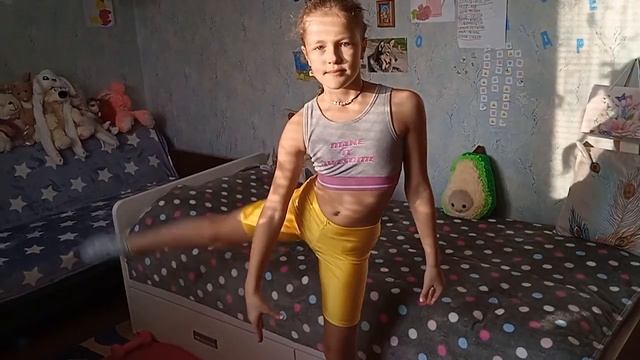 Гимнастика. Разминка на каждый жень смотреть онлайн