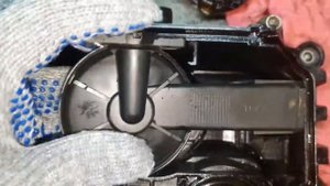 Opel Zafira 1.8L Замена клапана вентиляции картерных газов