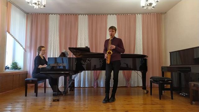 И.С.Бах СОНАТА 1 часть. Савич Иван смотреть онлайн