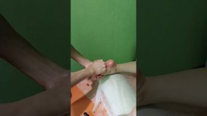 лечебный массаж стопы и голени с миопрессурой.