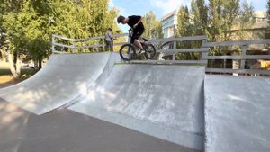 Bmx cruise + Game of bike #2 | Daily riding in Nur-Sultan | Катание на bmx в Столичном Скейт-Парке