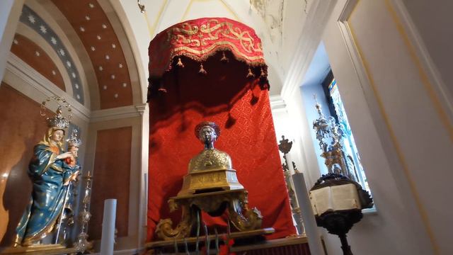 Positano San Vito sul trono смотреть онлайн