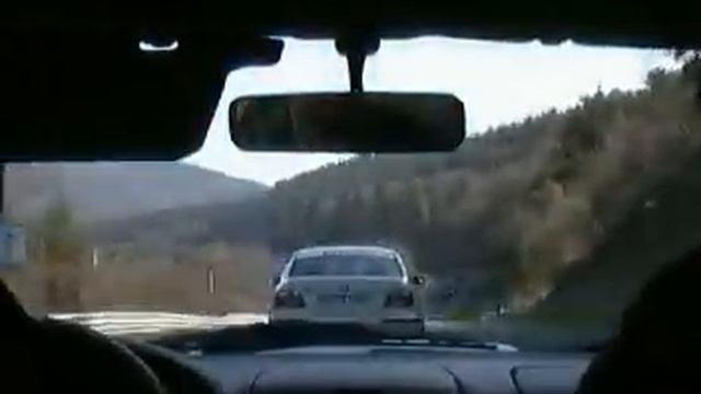 Subaru Impreza GT Turbo vs BMW M5 ring taxi at Nurburgring.avi смотреть онлайн