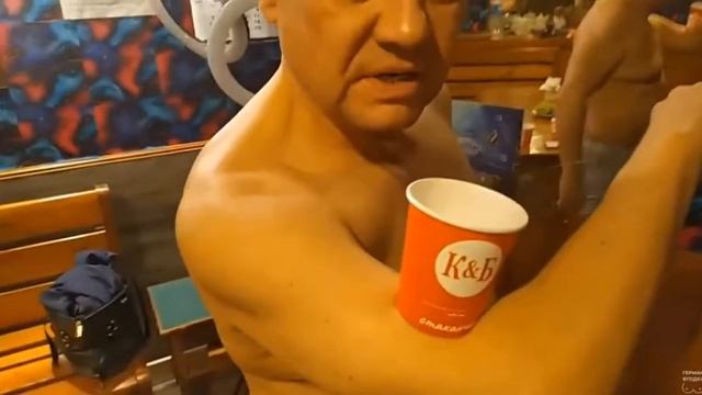 Герман Ягодка. Палыч показывает, как пьют офицеры смотреть онлайн