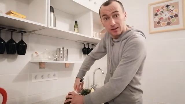 Как почистить ананас в домашних условиях слайсером?