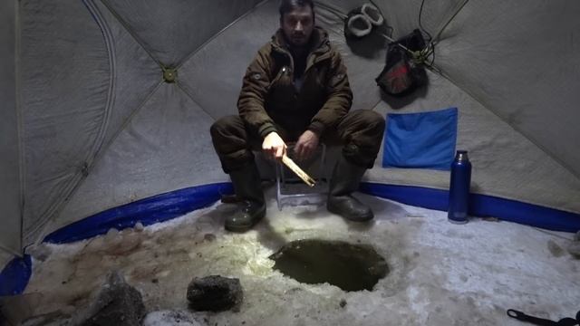 ЖЕСТЬ! КРУПНЯК ПОШЁЛ! Такой рыбалки вы ещё не видели! смотреть онлайн