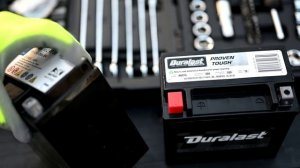 Auxiliary Battery Malfunction: Mercedes E Class W212 Replace