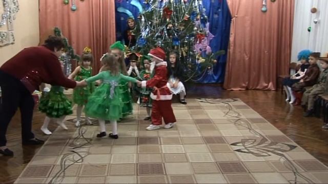 #танец елочек#в лесу родилась елочка#мороз и елочки#средняя гр#новый год#