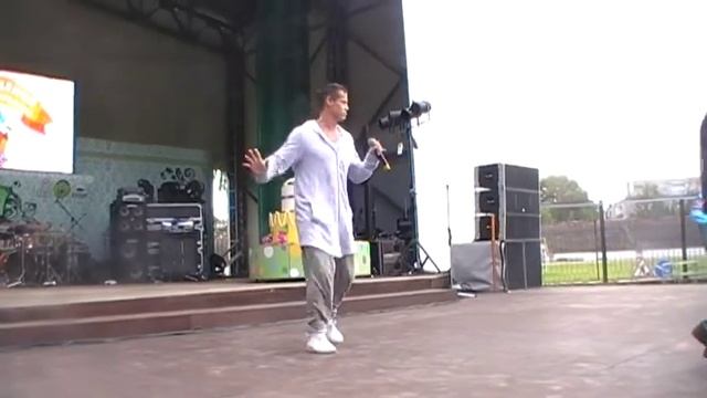 г.Пермь Парк им Горького ЗУМБА смотреть онлайн