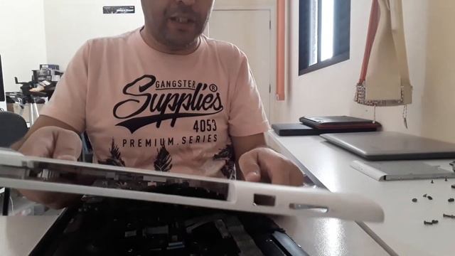 Abrindo Notebook Dell Inspiron 5567 смотреть онлайн