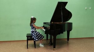 Ольга Севастьянова, 8 лет (фортепиано). И.С. Бах "Двухголосная инвенция си бемоль мажор".