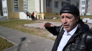 Тротуарная плитка . По склону . Чё делать ?
