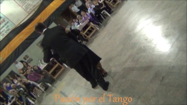 MARIA CIERI Y CRISTIAN DUJMOVIC Bailando La Milonga SE DICE DE MI En La MILONGA DEL MORAN
