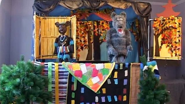 Кукольный спектакль Три поросёнка. ОТО РЕКА смотреть онлайн