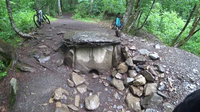 День 17. Или еду к дольменам под дождем и макароны по краснополянски.