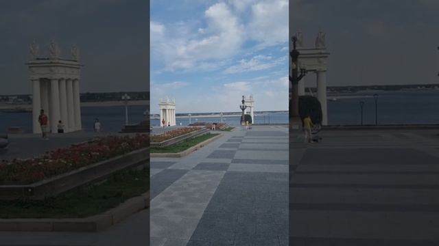 Волгоград. Набережная Волги. 15.08.2022