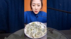 Китайцы едят на камеру / Как едят китайцы!!! ????