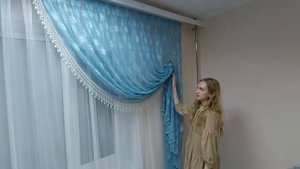 Шикарная Итальянская штора в гостиную с бахромой под жемчуг на подъёмном механизме