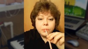 Упражнения с трубочкой для голоса