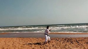 Все ката Шотокана на берегу моря - 23, 24. Унсу, Ванкан.