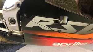 Aprilia RSV1000 Mille R
