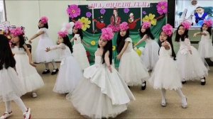 Танец " Мама" Мадина Садуакасова