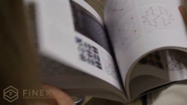 Лекция от преподавателя МГУ Олеси Буцеровой об орнаменте в интерьере в шоу-руме Finex