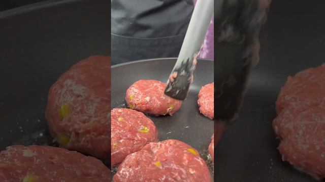 Необычная гречка и котлеты из 3 видов мяса смотреть онлайн