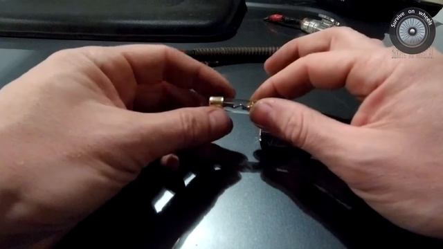 Нива 2131. Опять проблемки. Не работает магнитола.