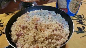 Паста ПТИТИМ с беконом и креветками в сливочном соусе.