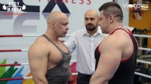 Бодибилдер против пауэрлифтера. Бой \ Muscle vs Power. Fight