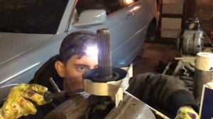 Замена подвесного подшипника BMW 320 e46 своими руками DIY. Ep3