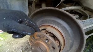 Жизнь Омежки. Замена задних тормозных дисков и колодок Opel Omega B