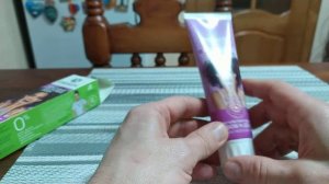 Synergetic зубная паста для чувствительных зубов и десен, ягоды и мята, красивые здоровые люди
