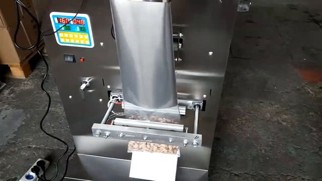 Пакувальник автоматичний для сипучих продуктів NP-1000