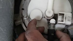 2004 Infiniti qx56 fuel pump replacement and location