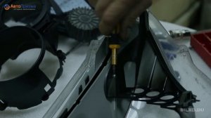 BMW 7 Замена ангельских глазок и покраска в чёрный матовый