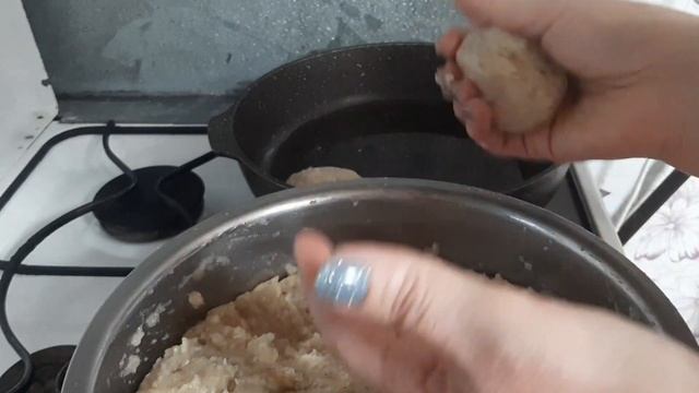 ЗАЛИВНОЙ КАРАСЬ И ЩУЧЬИ КОТЛЕТЫ! смотреть онлайн